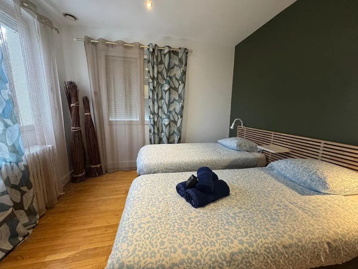 Villa Twenty Fort With Pool Lyon Villeurbanne