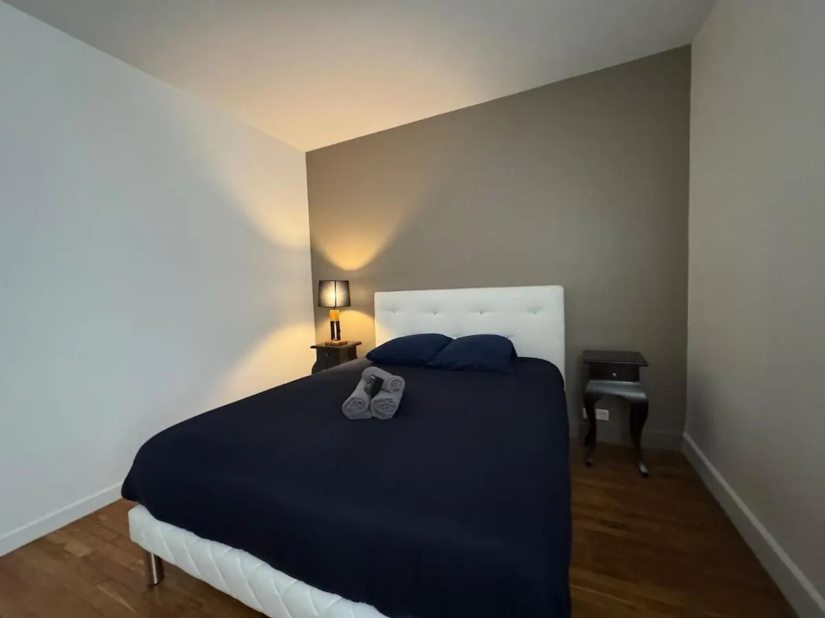 Villa Twenty Fort With Pool Lyon Villeurbanne