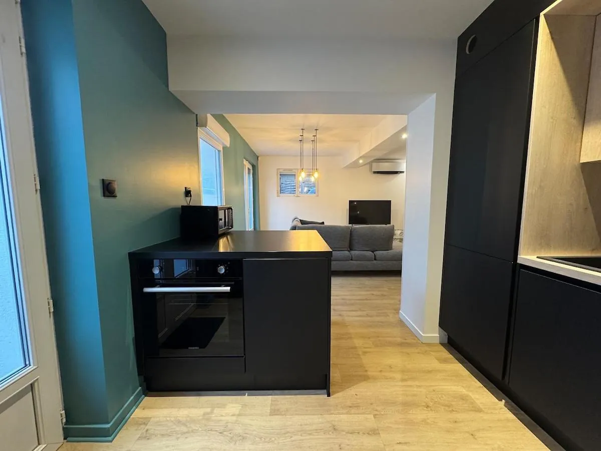 Villa Twenty Fort With Pool Lyon Villeurbanne