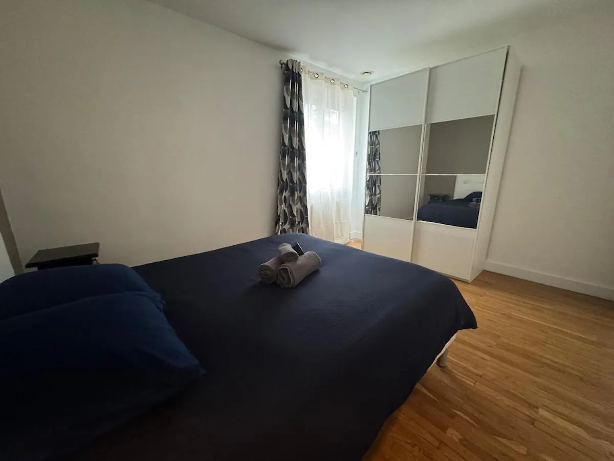 Villa Twenty Fort With Pool Lyon Villeurbanne France